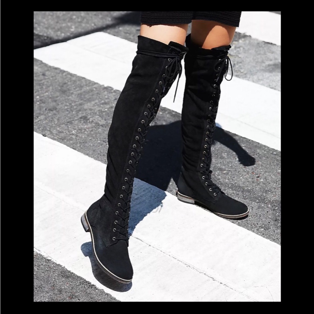 FREE PEOPLE “Tennessee” Over-The-Knee Lace-Up Boots EXCELLENT condition! BLACK 8